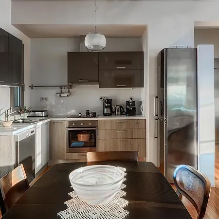 Pentari-bitsakis House