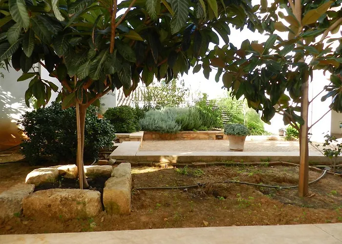 Pentari-bitsakis House *