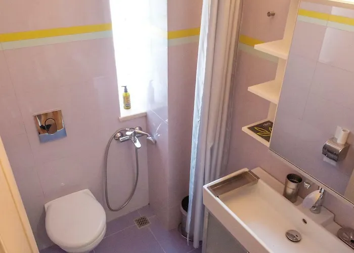 Pentari-bitsakis House