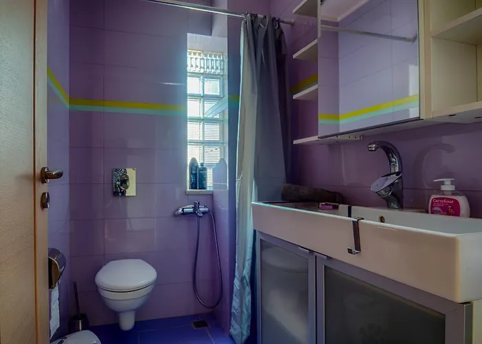 Pentari-bitsakis House