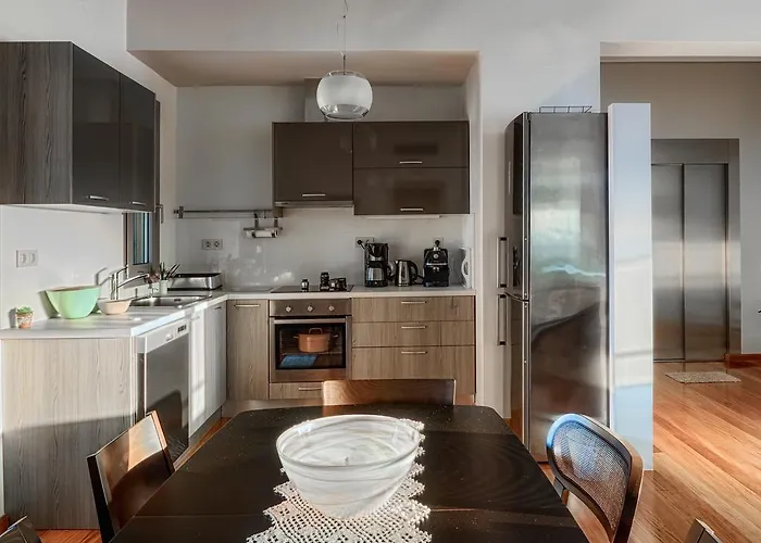 Pentari-bitsakis House